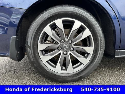 Used 2023 Honda Odyssey EX-L image 13