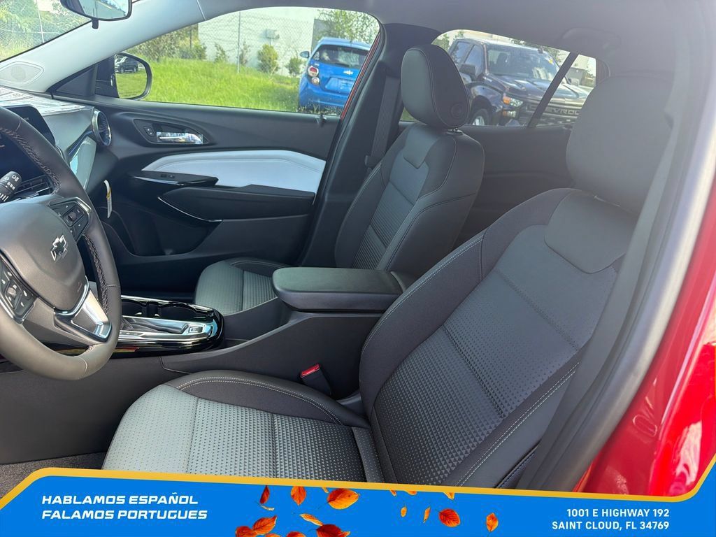 New 2026 Chevrolet Trax LT w/ Driver Confidence Package FWD image 15