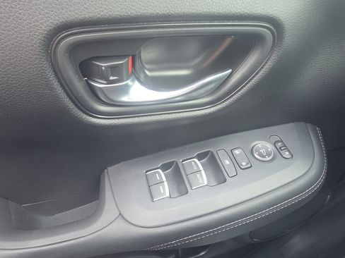 Used 2023 Honda HR-V EX-L image 29