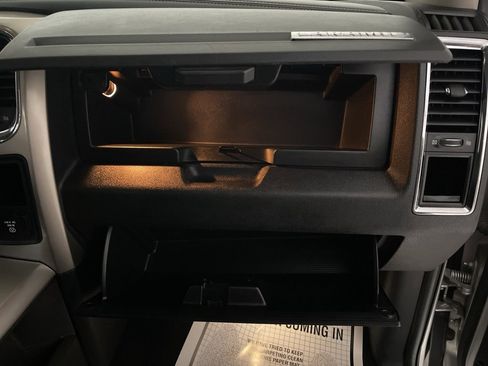 Used 2013 RAM 2500 Laramie w/ Convenience Group image 40