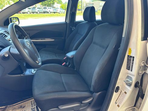 Used 2011 Toyota Yaris Sedan image 9