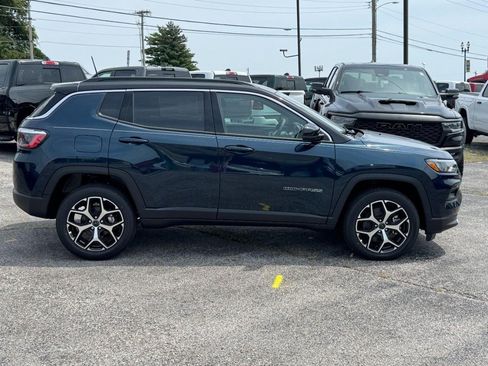 New 2026 Jeep Compass Limited AWD/4WD image 2
