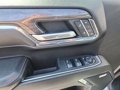 Used 2024 Chevrolet Silverado 1500 LTZ AWD/4WD image 24
