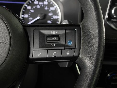 Certified 2023 Nissan Rogue SV FWD image 27
