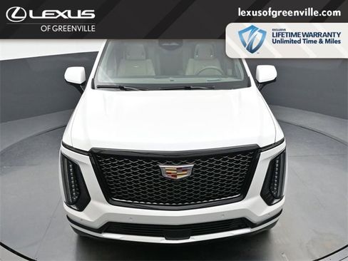 Used 2025 Cadillac Escalade Sport Platinum image 41