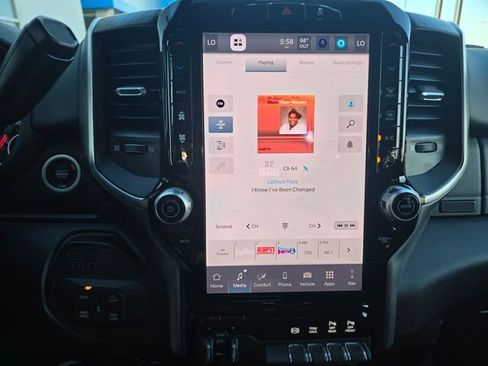 Used 2025 RAM 2500 Big Horn image 15