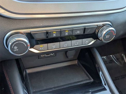 Used 2025 Nissan Altima 2.5 SR image 22