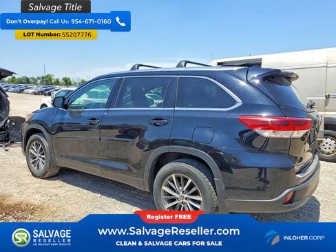 Used 2019 Toyota Highlander XLE AWD/4WD image 3