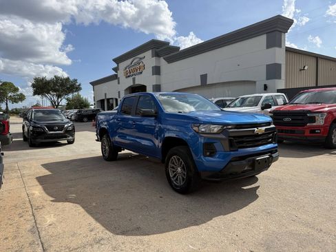 Used 2023 Chevrolet Colorado LT w/ LT Convenience Package AWD/4WD image 40