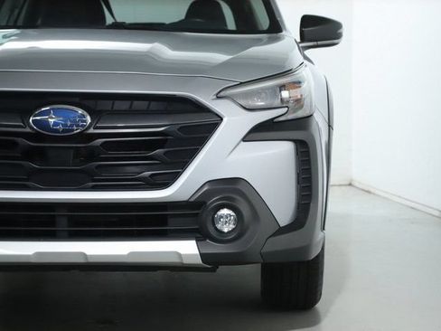 Certified 2023 Subaru Outback Limited AWD/4WD image 7