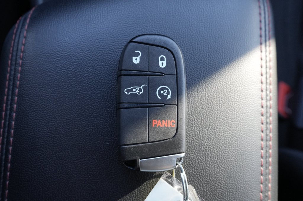 Used 2023 Dodge Durango GT AWD/4WD image 38