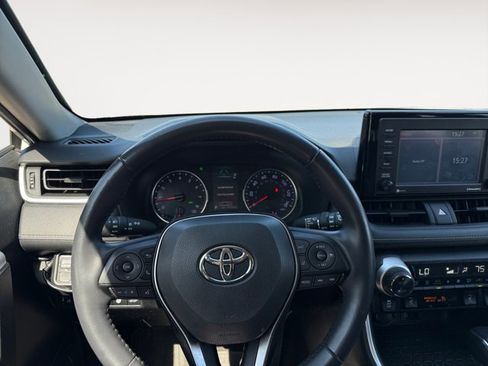 Used 2020 Toyota RAV4 XLE w/ Convenience Package AWD/4WD image 13