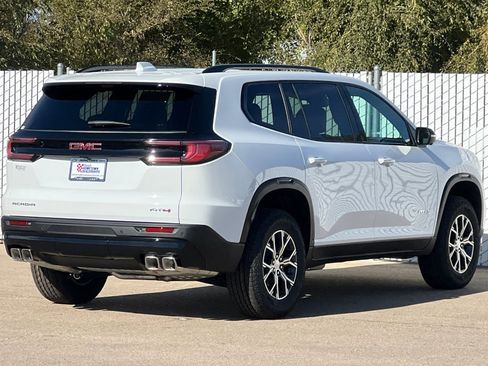 New 2026 GMC Acadia AT4 w/ Luxury Package image 4