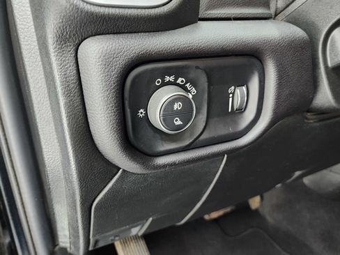 Used 2024 RAM 2500 Big Horn image 39