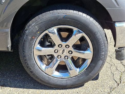 Used 2023 Ford F150 XLT AWD/4WD image 9
