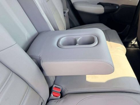 Used 2019 Honda CR-V Touring image 26