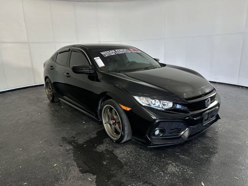 Used 2019 Honda Civic Sport image 2