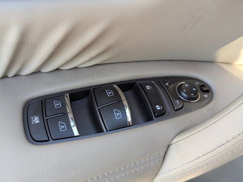 Used 2017 Nissan Armada Platinum w/ Captain Seat Package image 28