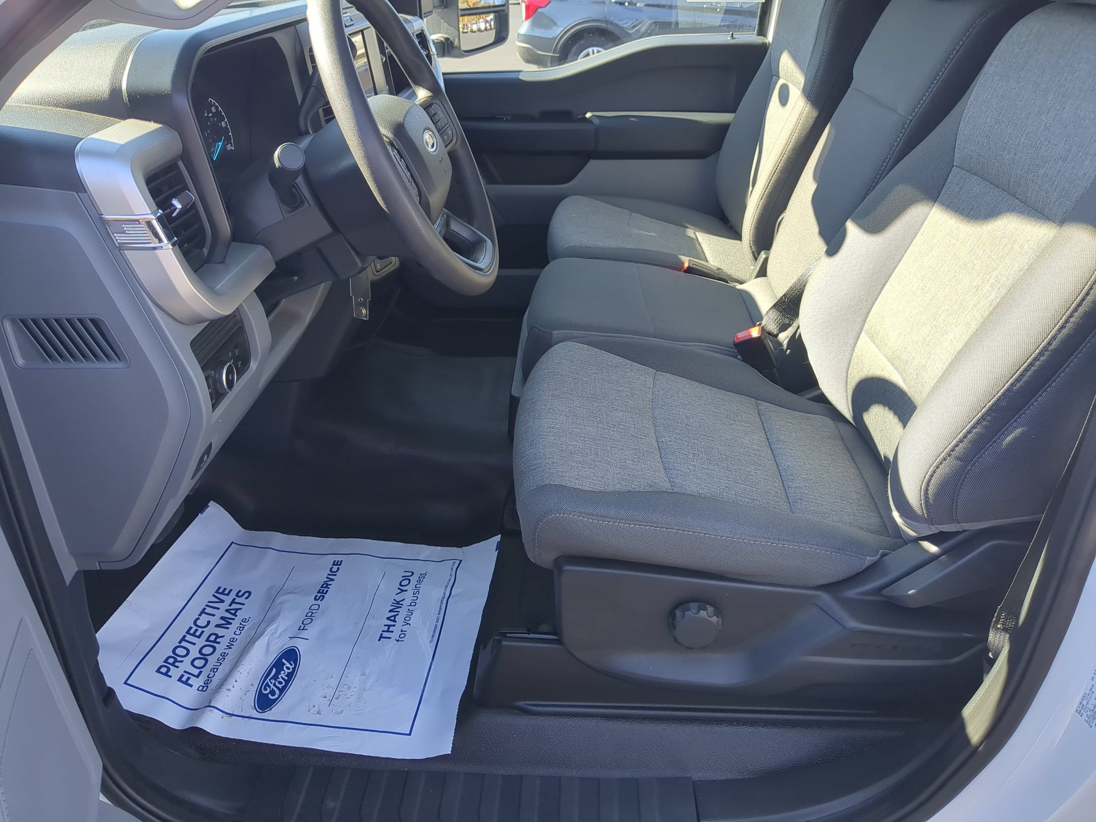 Used 2025 Ford F250 XL w/ XL Chrome Package AWD/4WD image 10