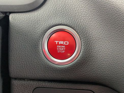 Used 2023 Toyota Tundra Limited image 33