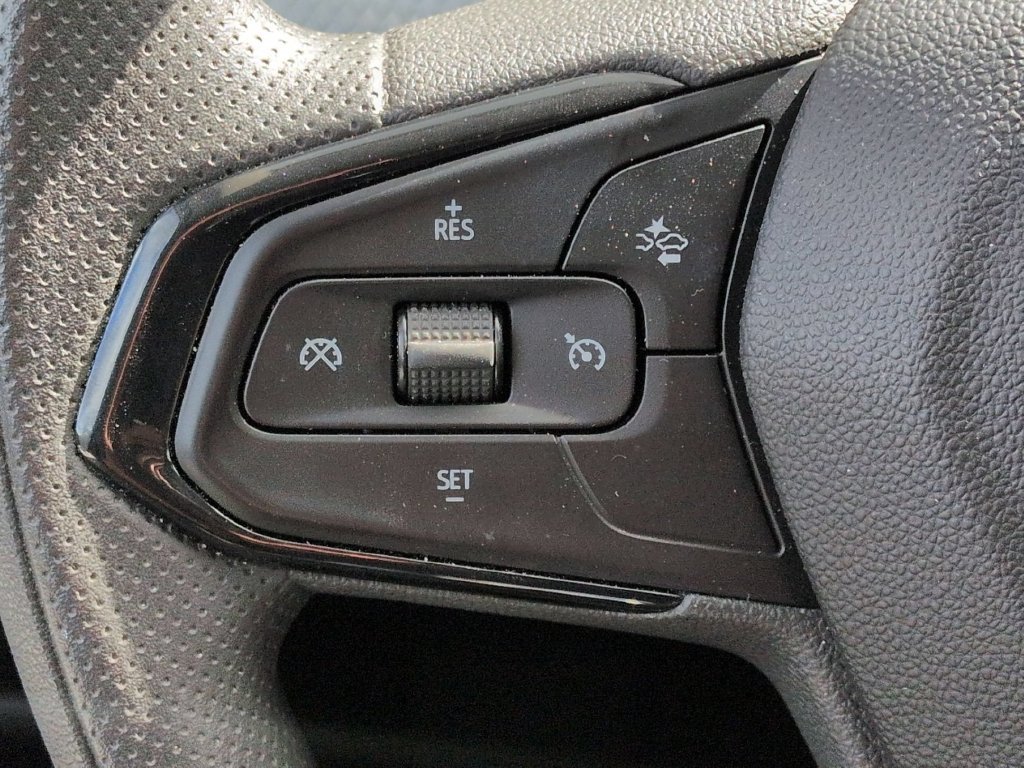 Used 2026 Chevrolet Trax LT FWD image 20