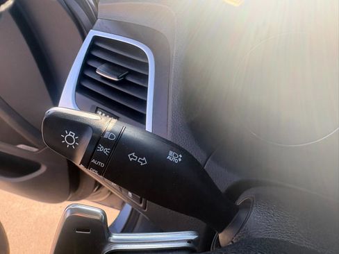 Used 2015 Hyundai Genesis 3.8 w/ Option Group 04 image 10