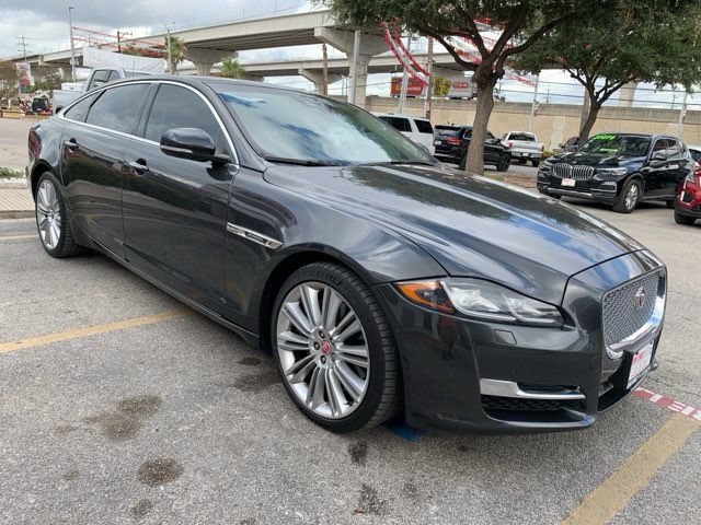 Used 2018 Jaguar XJ L Supercharged RWD image 6