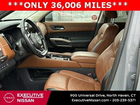Certified 2022 Nissan Pathfinder Platinum w/ Cargo Package image 9