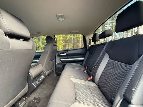 Used 2017 Toyota Tundra SR5 w/ TRD Off Road Package image 15