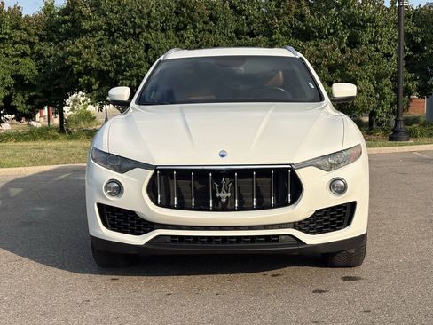 Used 2017 Maserati Levante AWD/4WD image 1