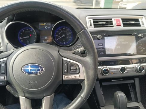 Used 2017 Subaru Outback 2.5i Limited image 7