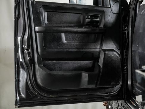 Used 2018 RAM 3500 Tradesman w/ Chrome Appearance Group AWD/4WD image 31