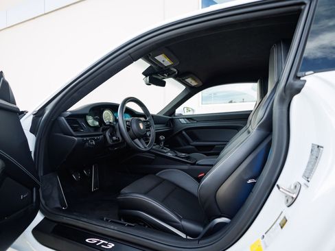Used 2022 Porsche 911 GT3 RWD image 37