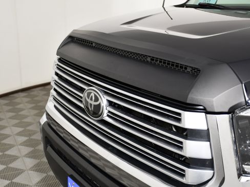 Used 2018 Toyota Tundra Limited AWD/4WD image 11