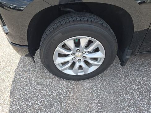 Used 2022 Chevrolet Silverado 1500 Custom image 8