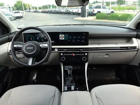 Used 2025 Hyundai Tucson SEL AWD/4WD image 7