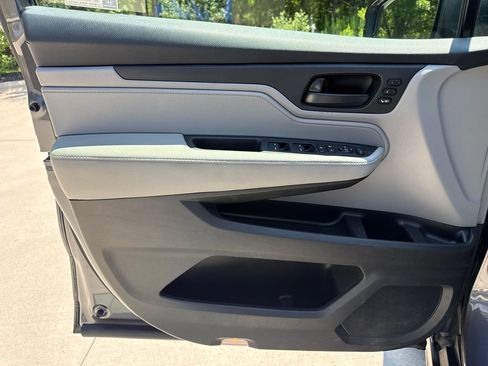 Used 2019 Honda Odyssey EX-L image 13