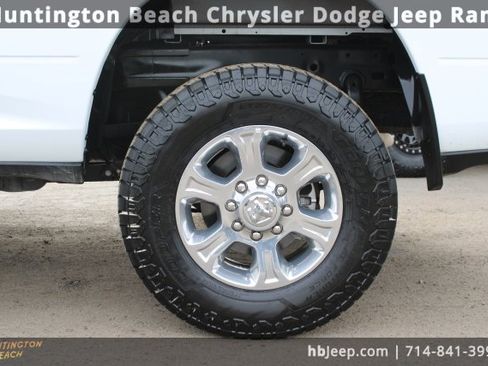 Used 2024 RAM 2500 Big Horn image 9