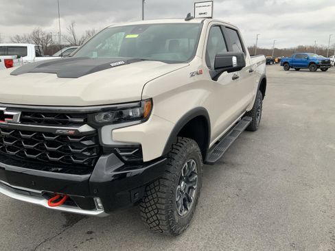 New 2026 Chevrolet Silverado 1500 ZR2 image 21
