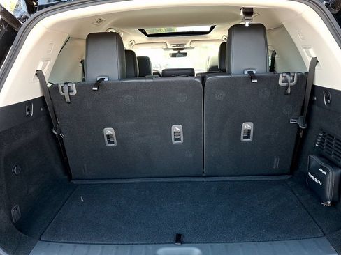 Used 2025 Nissan Pathfinder Platinum w/ Cargo Package AWD/4WD image 29