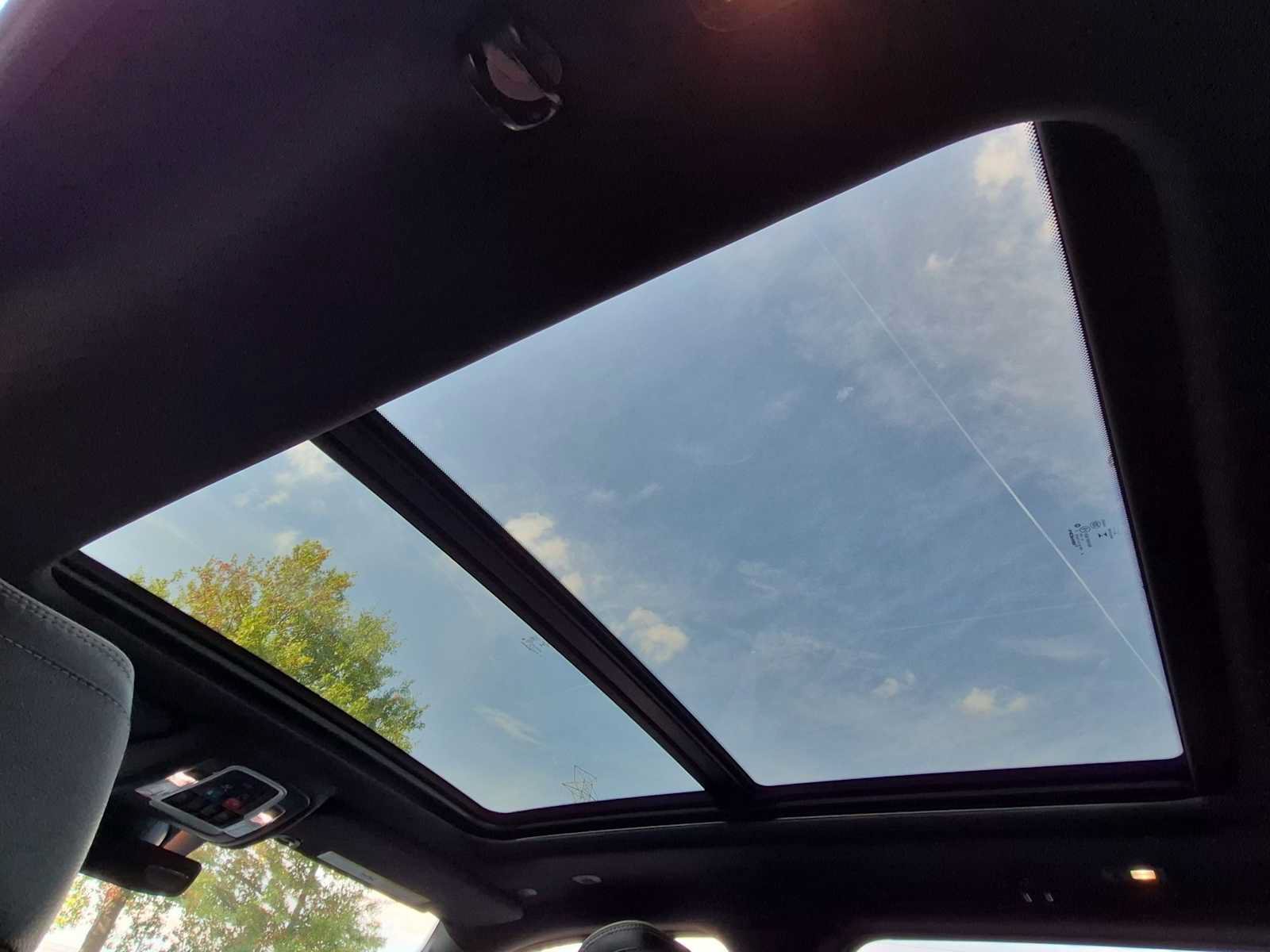 Used 2019 RAM 1500 Limited AWD/4WD image 22