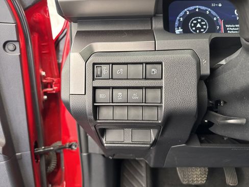 Certified 2025 Toyota 4Runner TRD Off-Road image 37