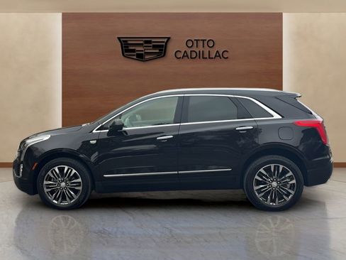 Used 2018 Cadillac XT5 Premium Luxury w/ Driver Assist Package image 2