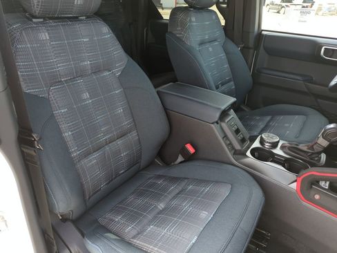 New 2026 Ford Bronco Heritage Edition image 39