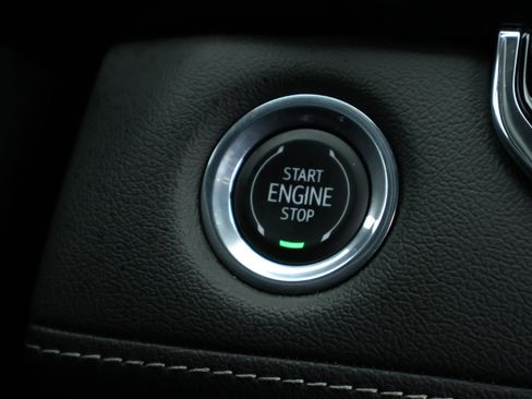 Used 2023 Chevrolet Colorado LT w/ LT Convenience Package image 15