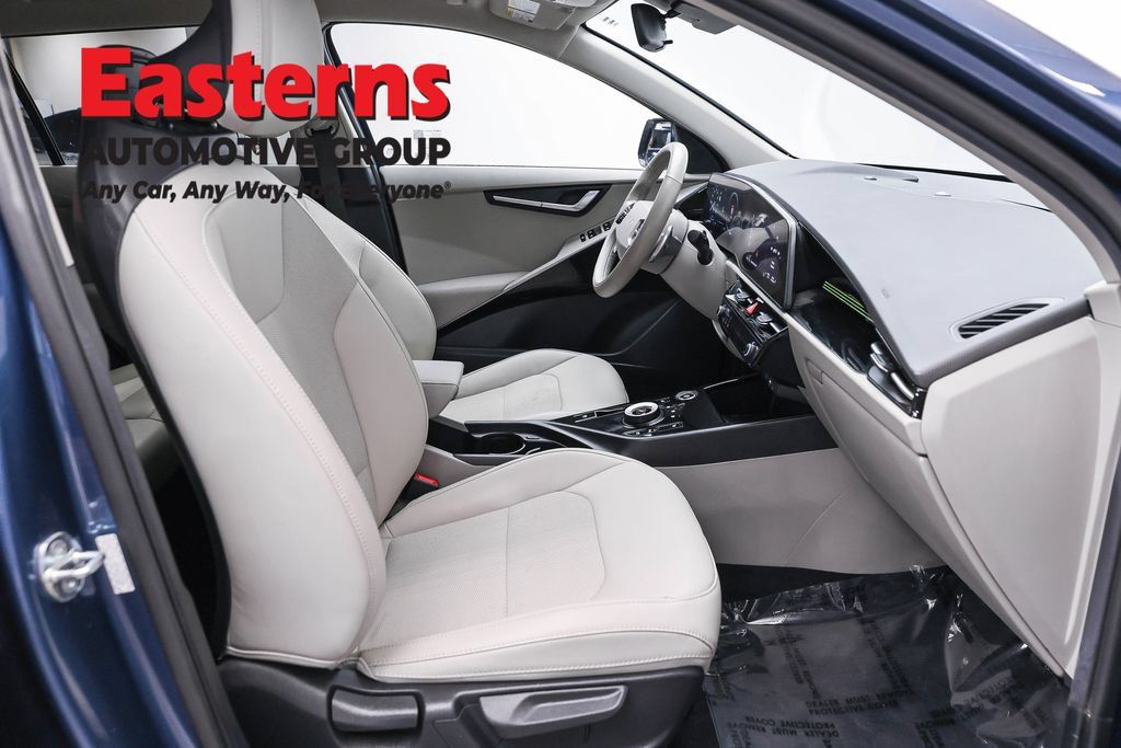 Used 2023 Kia Niro Wind w/ Wind Preserve Package FWD image 23