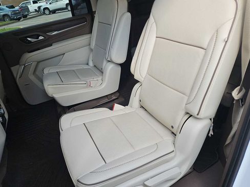 Certified 2021 GMC Yukon XL Denali AWD/4WD image 20