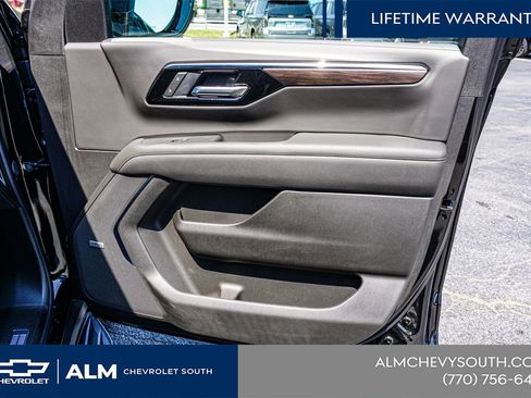 New 2026 Chevrolet Suburban Premier RWD image 46