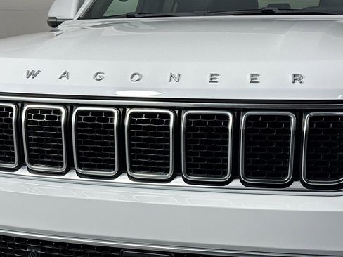 Used 2022 Jeep Wagoneer Series III image 13