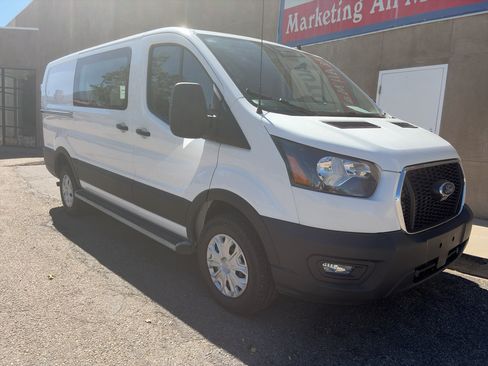 Used 2024 Ford Transit 250 Low Roof w/ Exterior Upgrade Package RWD image 3
